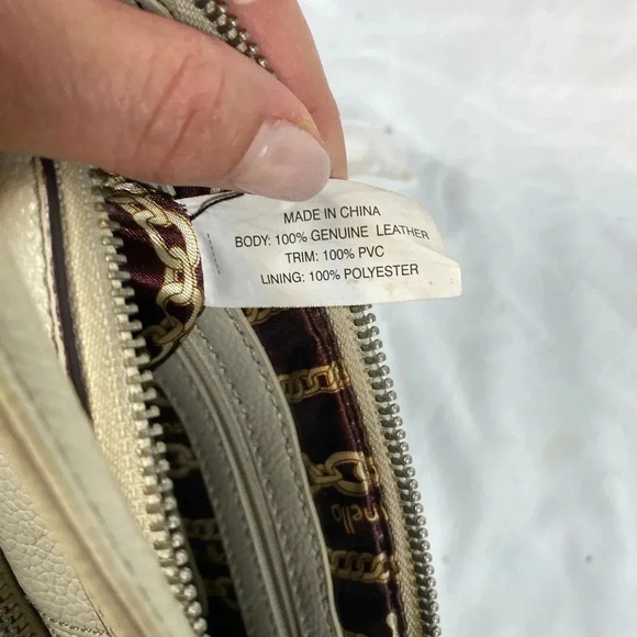 Tignanello | Cream Beige Leather Crossbody Bag - leather is in excellent conditi - Picture 7 of 7